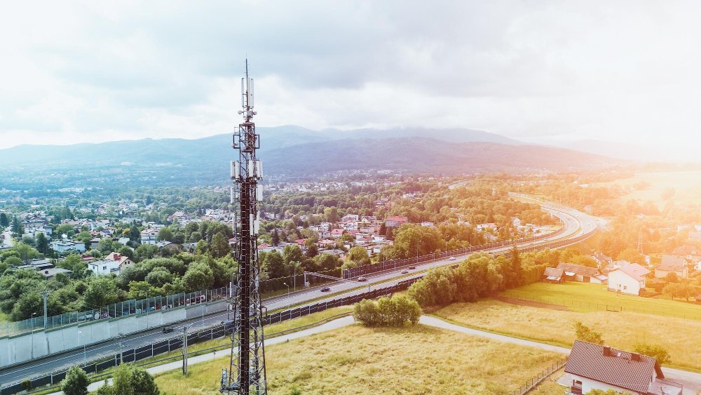 Harga Paket dan Biaya Langganan Starlink Terbaru 2024