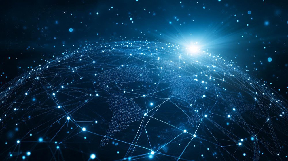 Jajaran Teknologi Terkini Kapal Pinisi: Perpaduan Tradisi dan Inovasi